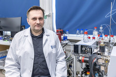 Prof. dr hab. inż. Tomasz Ruman,