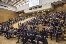 Tłumy uczniów na Seminarium