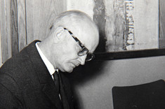 Uroczystość odsłonięcia muralu doc. Romana Niedzielskiego